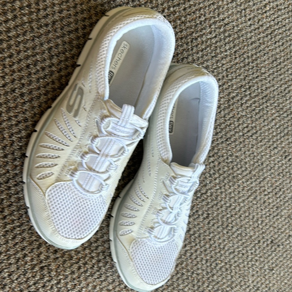 Sketchers Flex. White size 10.